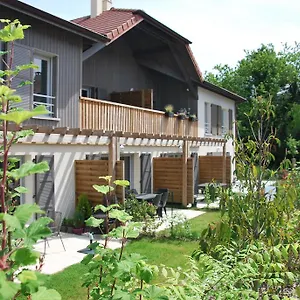 villa-catalina.hotels-rhonealpes.com/